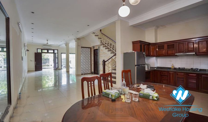 3-storey villa 126m2 4 bedrooms for rent in Ciputra